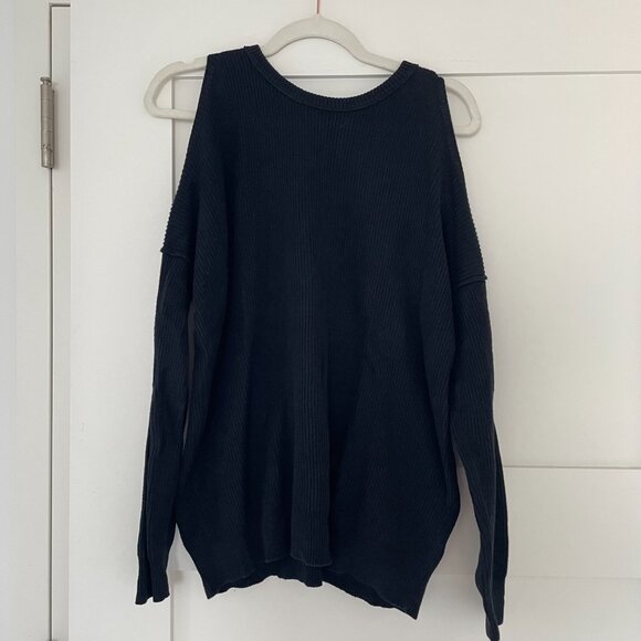 HOLLISTER‎ black cold shoulder sweater excellent condition size S - Picture 2 of 7